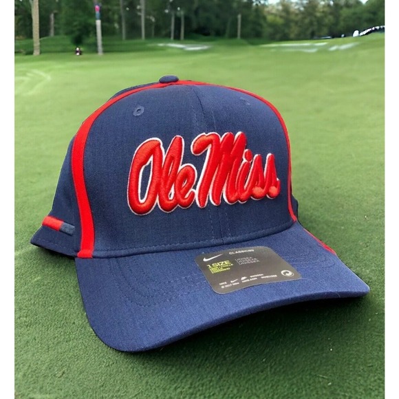 OLE MISS Hotty Totty Football NIKE HAT CAP SEC Strapback OSFA Fast Ship NEW